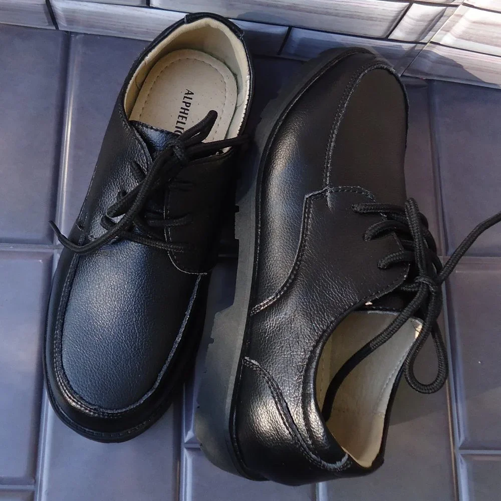 NWOT. SIZE 22.5 / 35. Alpheligance Boy's Kids Black Oxford Leather Dress Shoes.